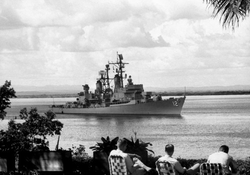 The US Armed Forcese destroyer Sullivan