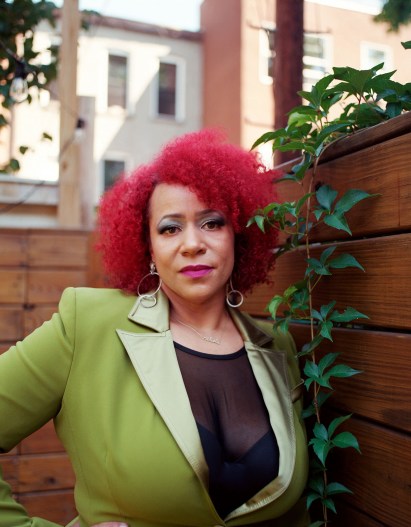 UNC ha ensombrecido el "Esquema 1619" de Nikole-Hannah Jones al negarle el  mandato | de Allison Gaines | Mayo de 2021 - Peace Music and Love